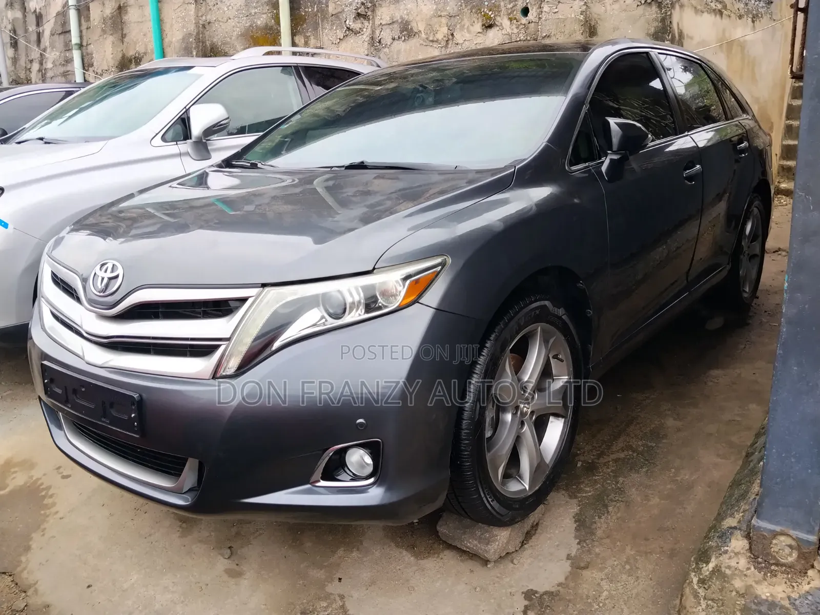 Toyota Venza Limited AWD V6 2013 Gray