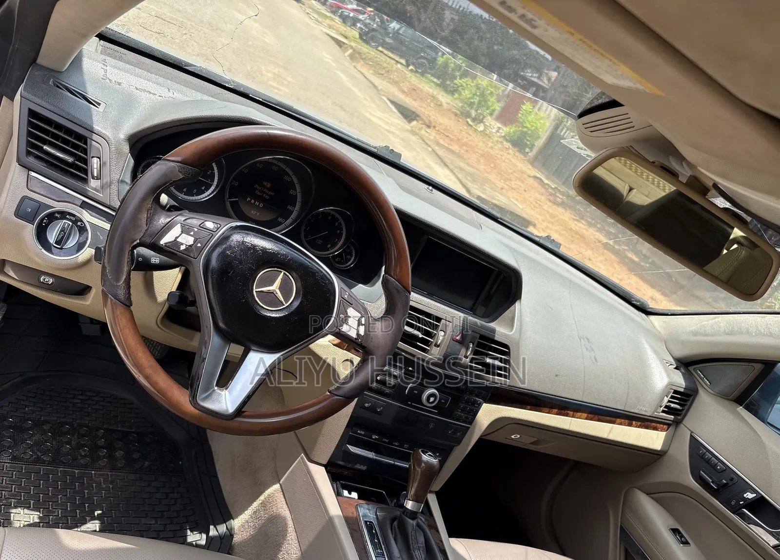 Mercedes-Benz E350 2011 Blue
