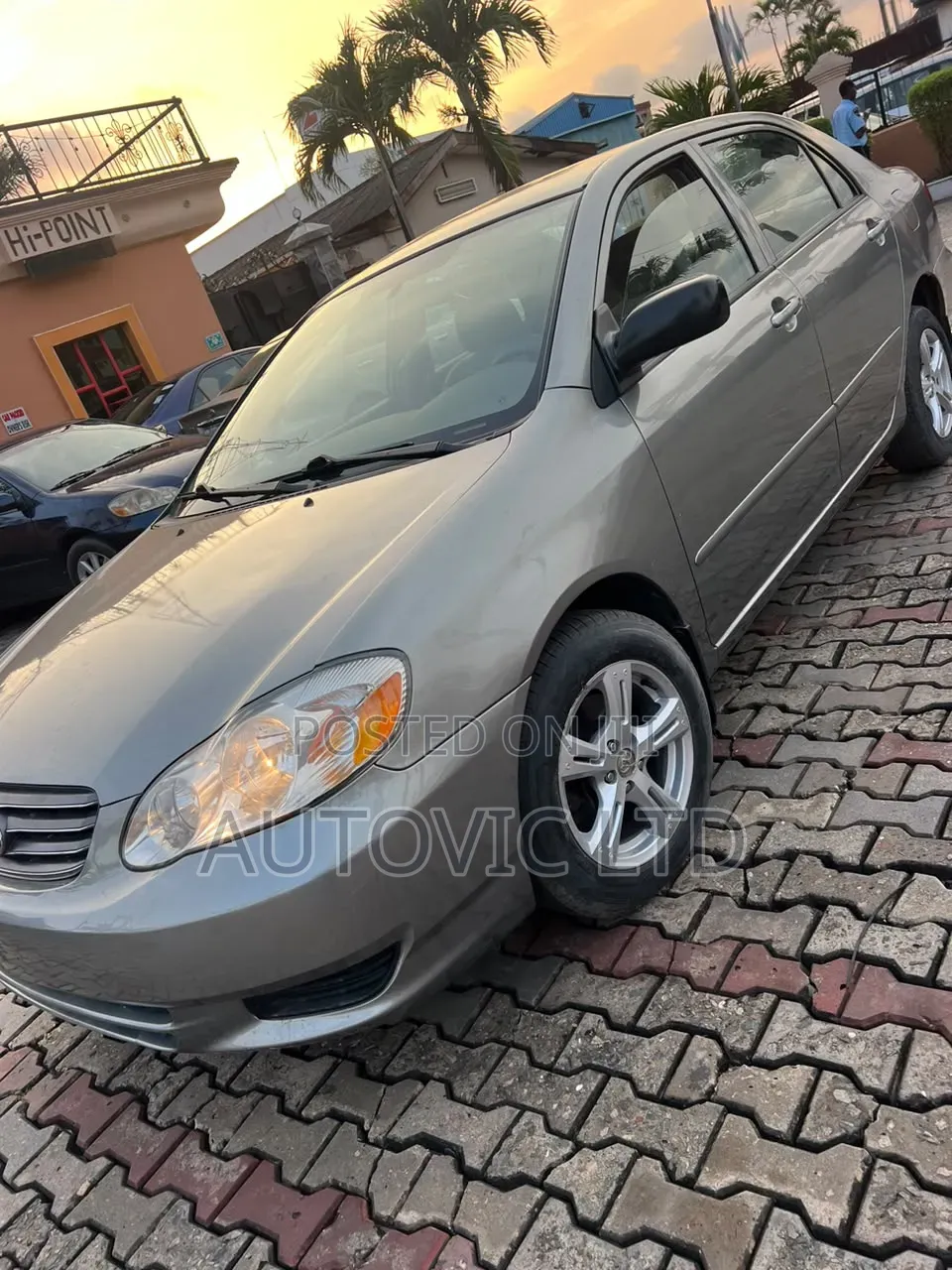 Toyota Corolla LE 2004 Gray