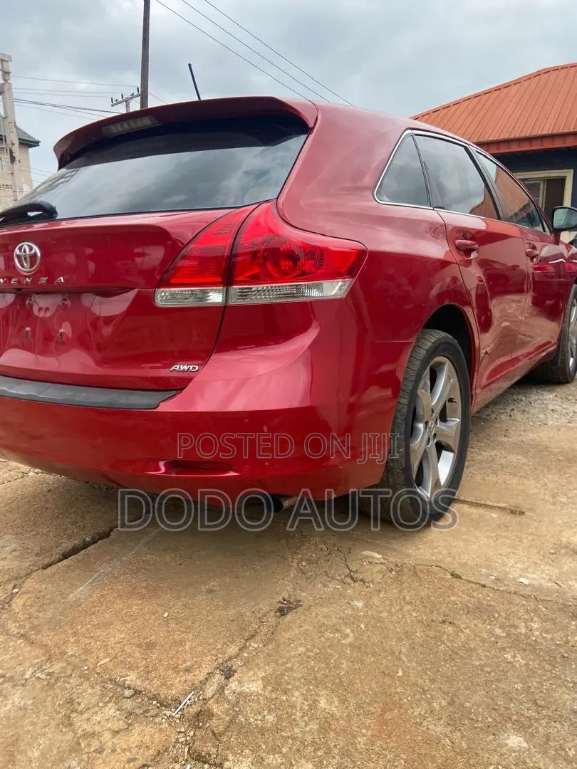 Toyota Venza 2012 Red