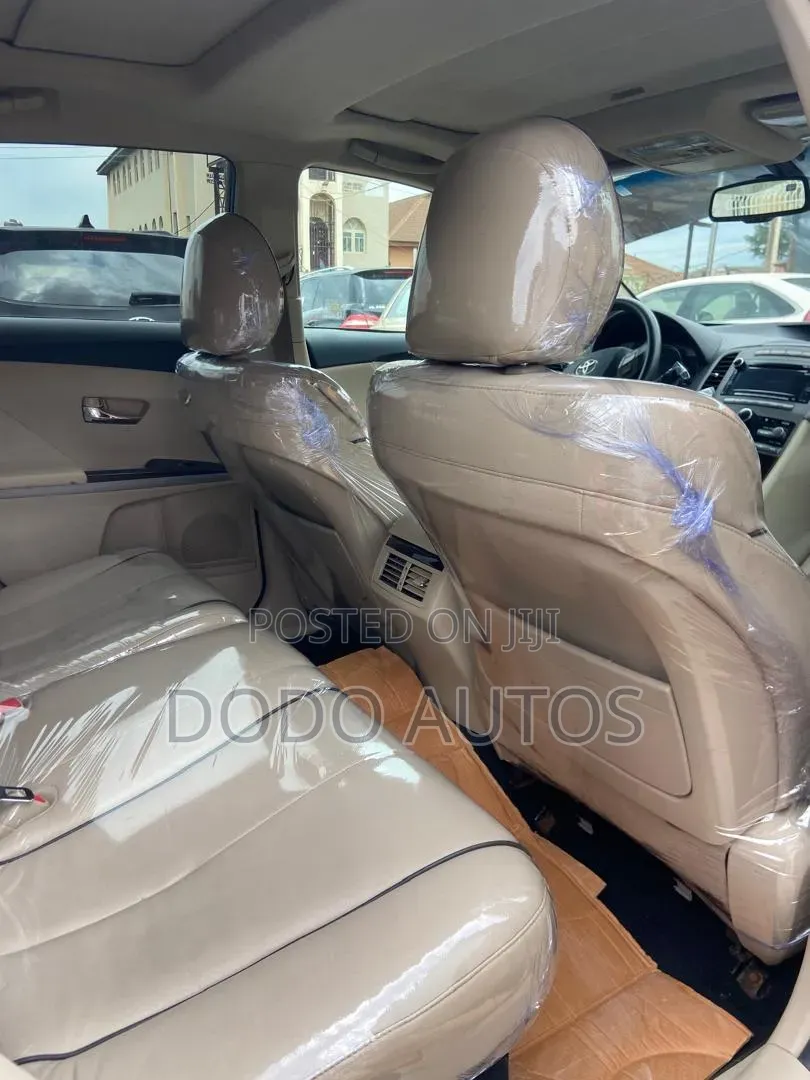 Toyota Venza 2012 Red
