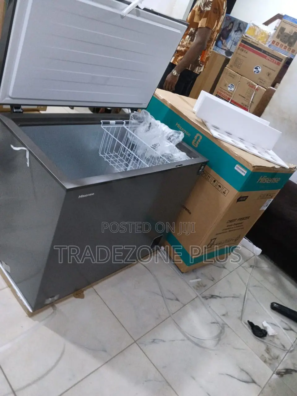 Hisense 249L Inverter Chest Freezer FC-340SHI