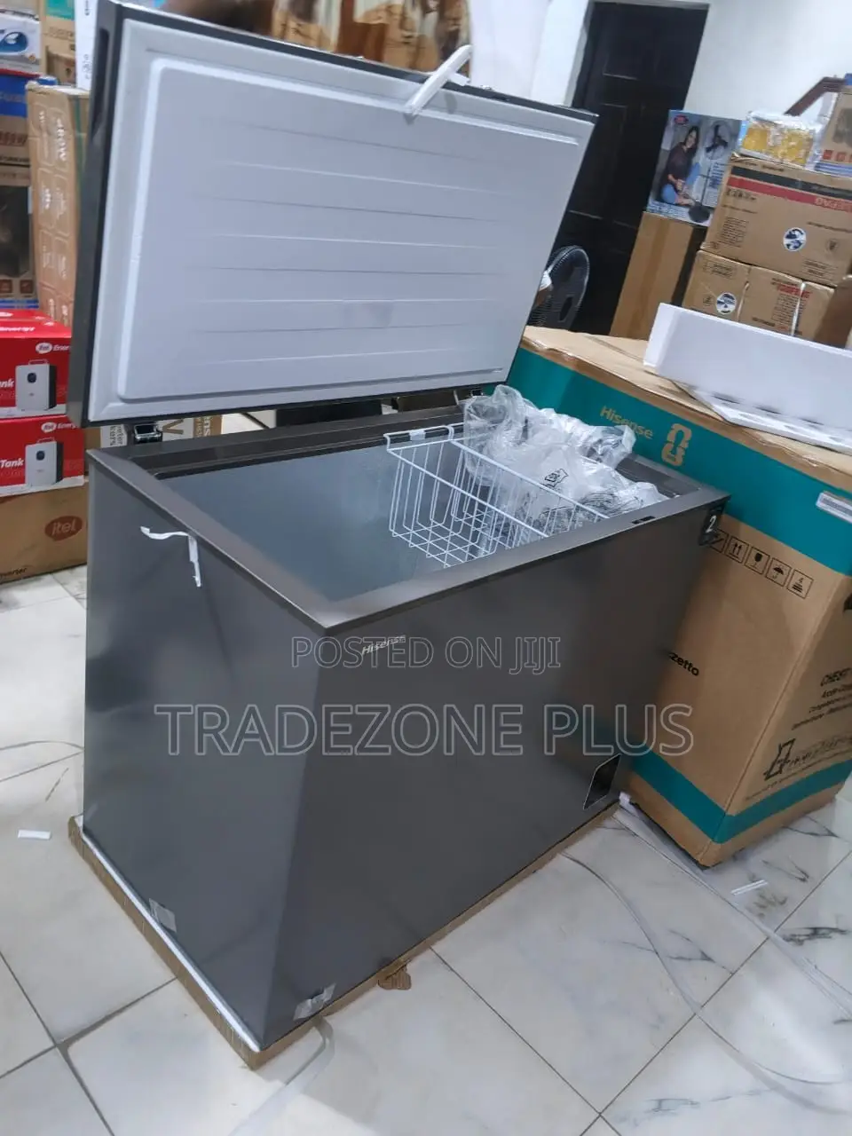 Hisense FC 340SHI 249 Litres Chest Freezer