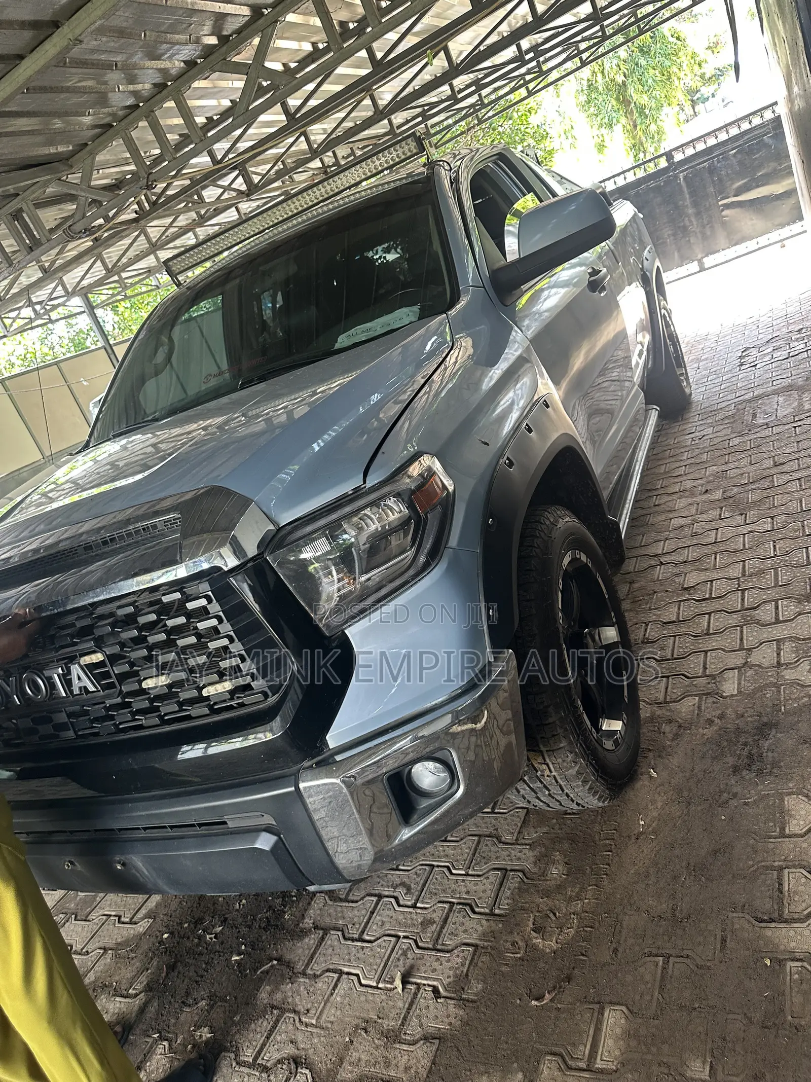 Toyota Tundra 2020 Blue