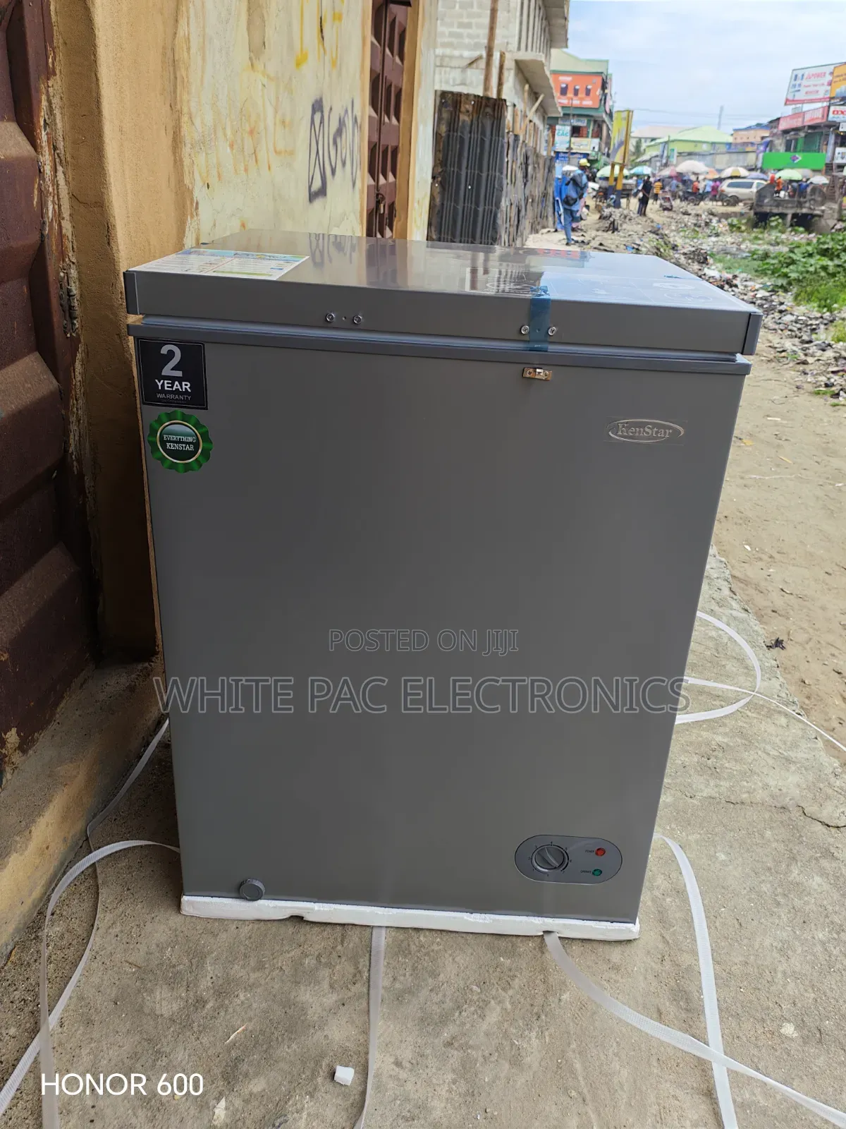 Kenstar Chest Inverter 150 Litres Freezer Fast in Making Ice Block