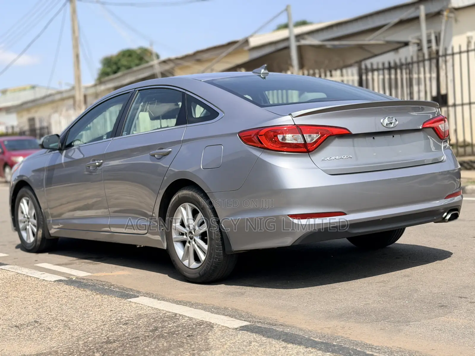 Hyundai Sonata SE 4dr Sedan (2.4L 4cyl 6A) 2015 Gray