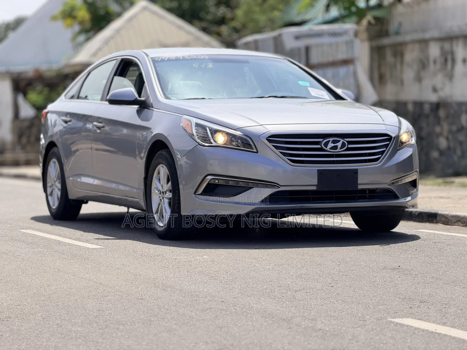 Hyundai Sonata SE 4dr Sedan (2.4L 4cyl 6A) 2015 Gray