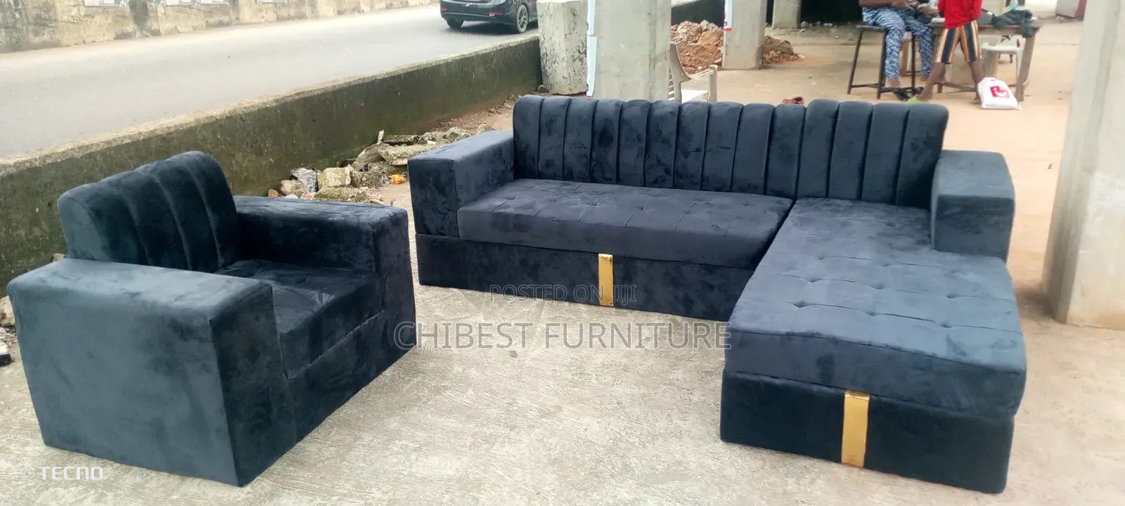 Standard Stripes L Shape Sofa Set With Single