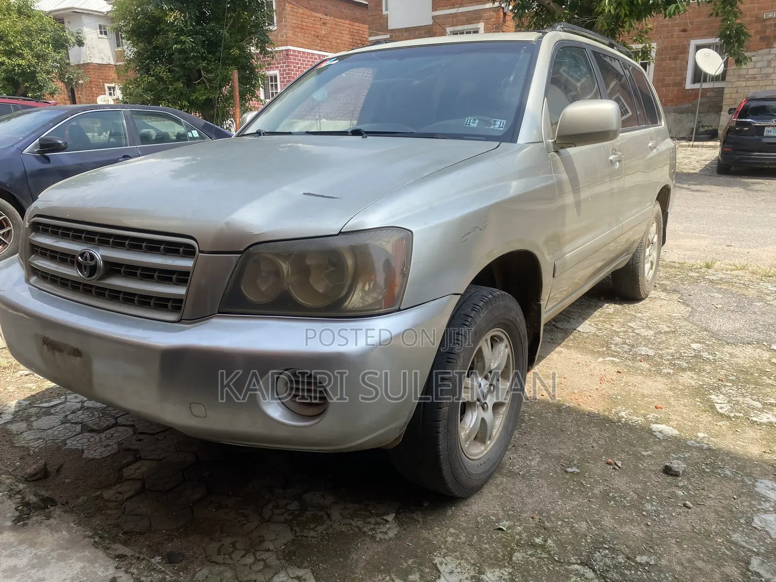 Toyota Highlander 2004 Gold