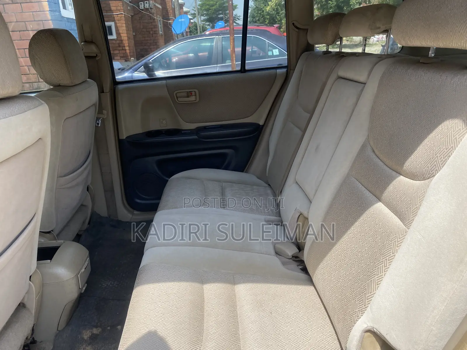 Toyota Highlander 2004 Gold