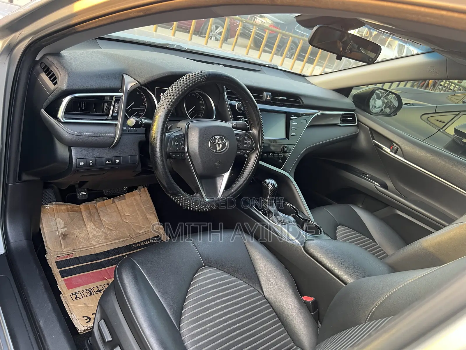 Toyota Camry L FWD (2.5L 4cyl 8AM) 2018 Gray