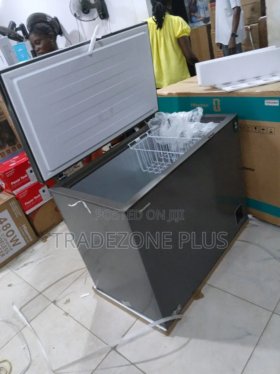 Hisense FC 340SHI Energy Saving Chest Freezer