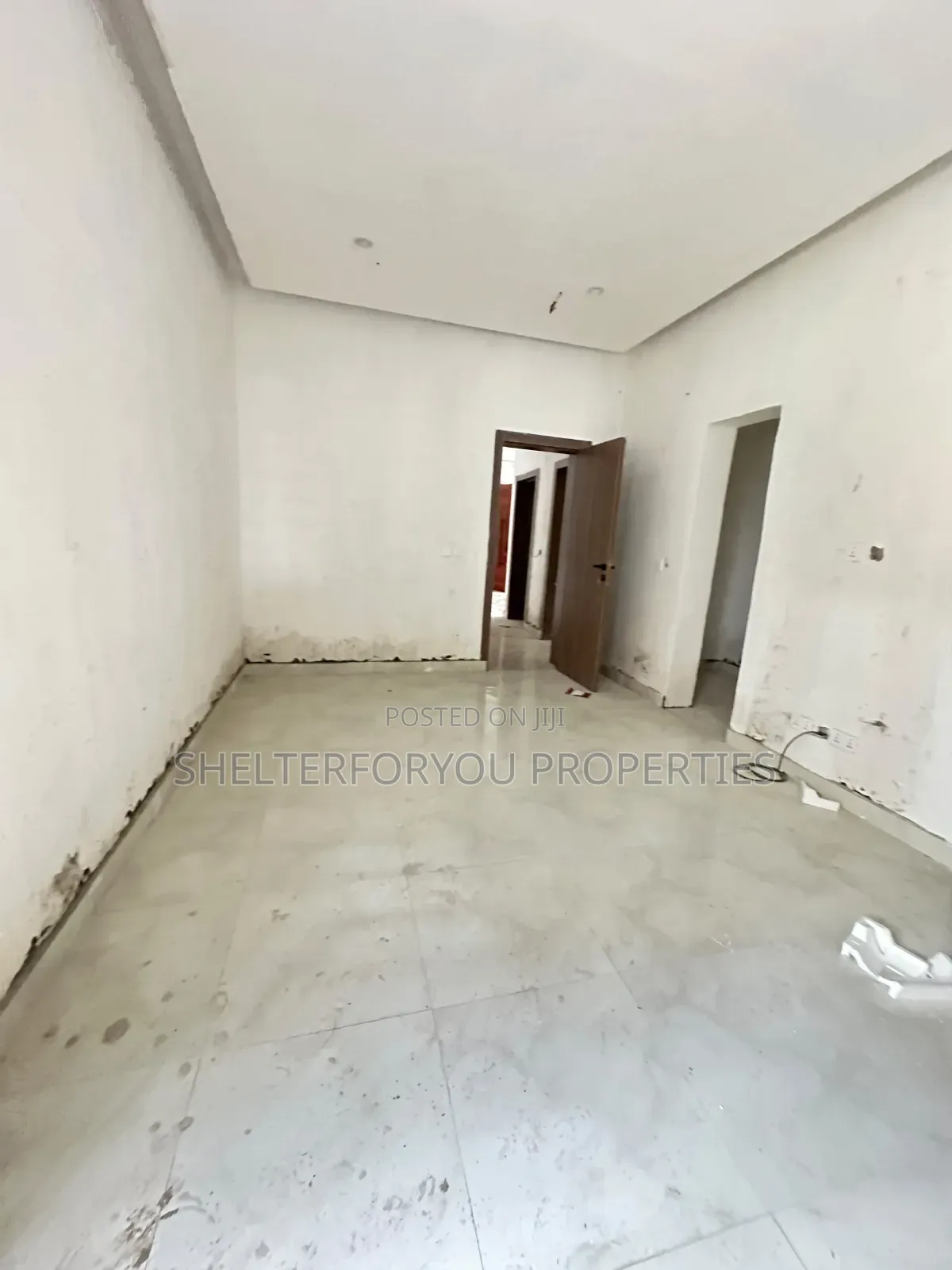 3bdrm House in Lekki Phase 1 for sale