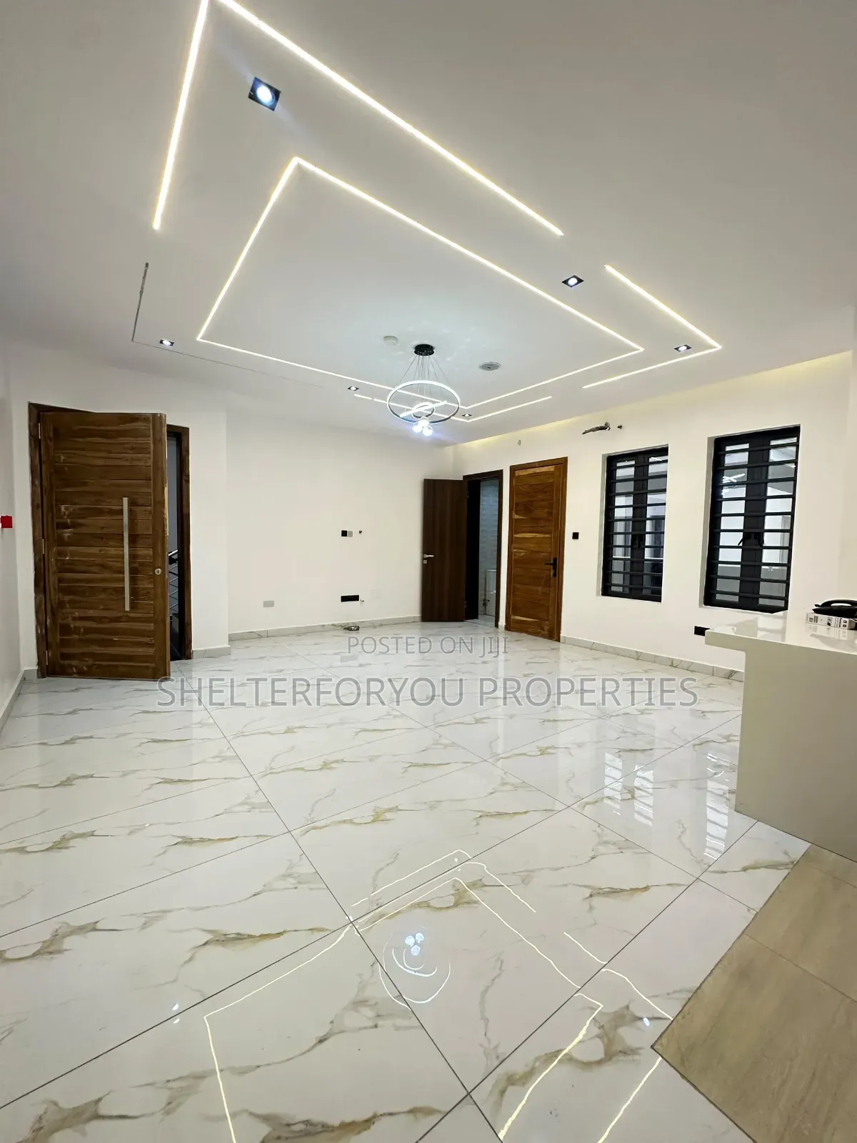 2bdrm Apartment in Lekki Phase 1 for sale