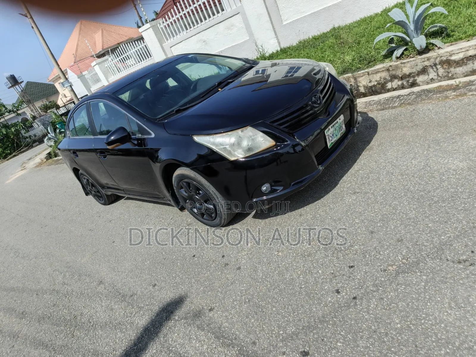 Toyota Avensis 2013 Black