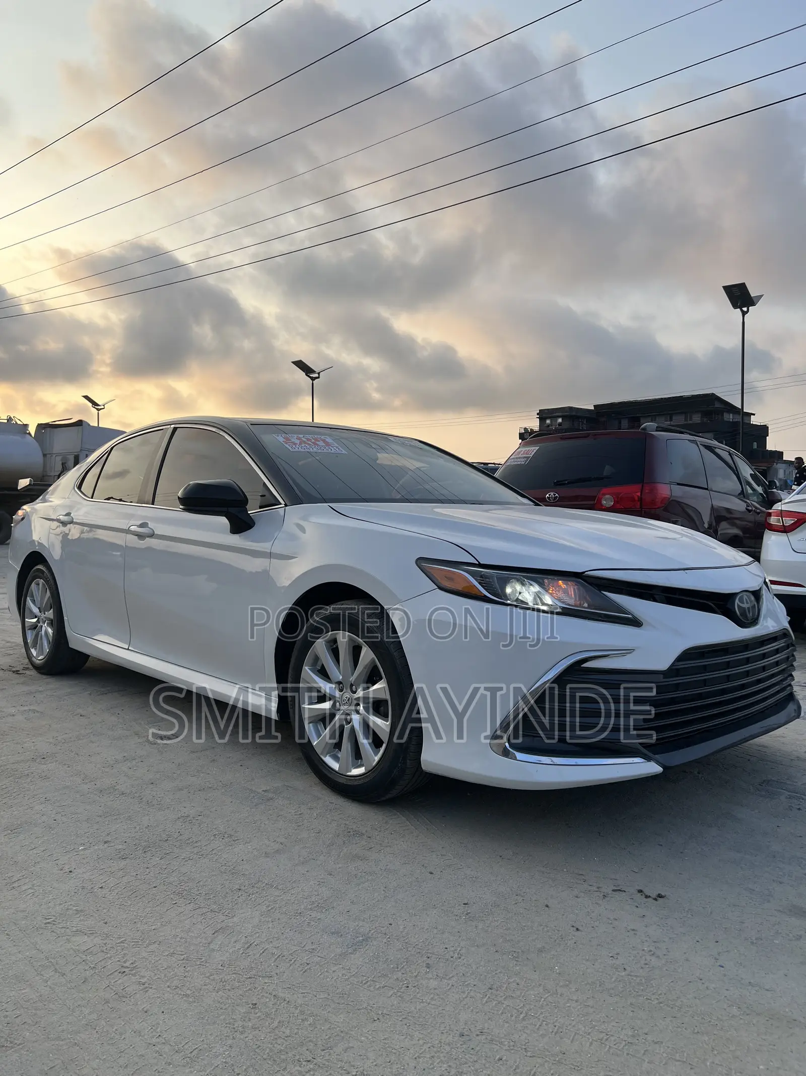 Toyota Camry LE FWD 2020 White