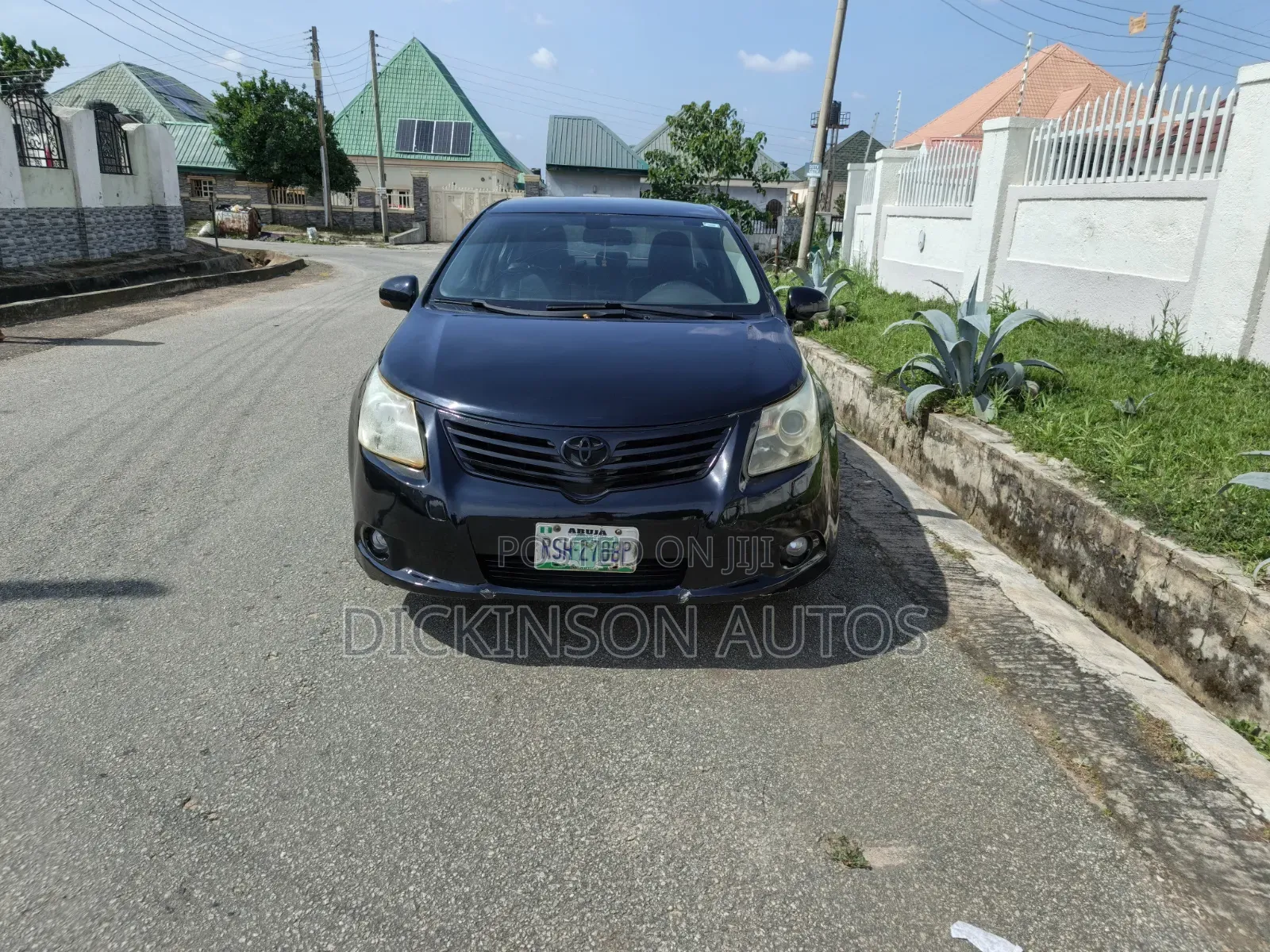 Toyota Avensis 2013 Black