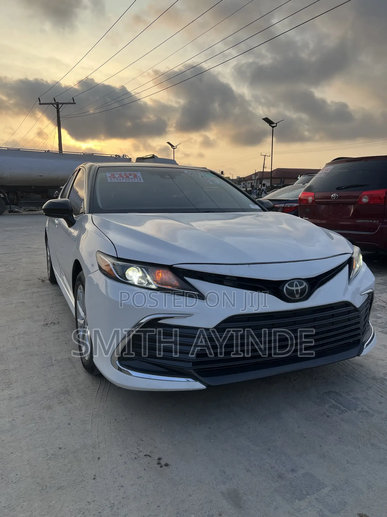 Toyota Camry LE FWD 2020 White