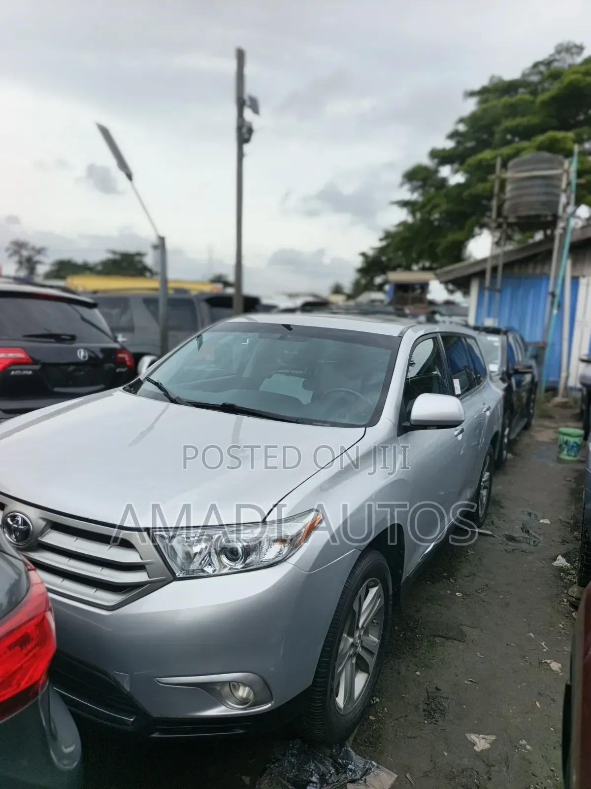 Toyota Highlander Limited 3.5l 4WD 2013 Silver