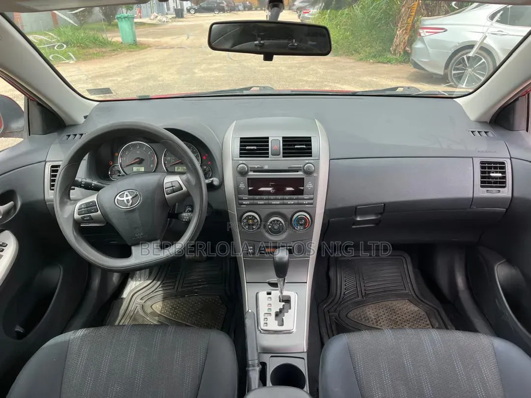 Toyota Corolla S 4dr Sedan (1.8L 4cyl 4A) 2011 Red