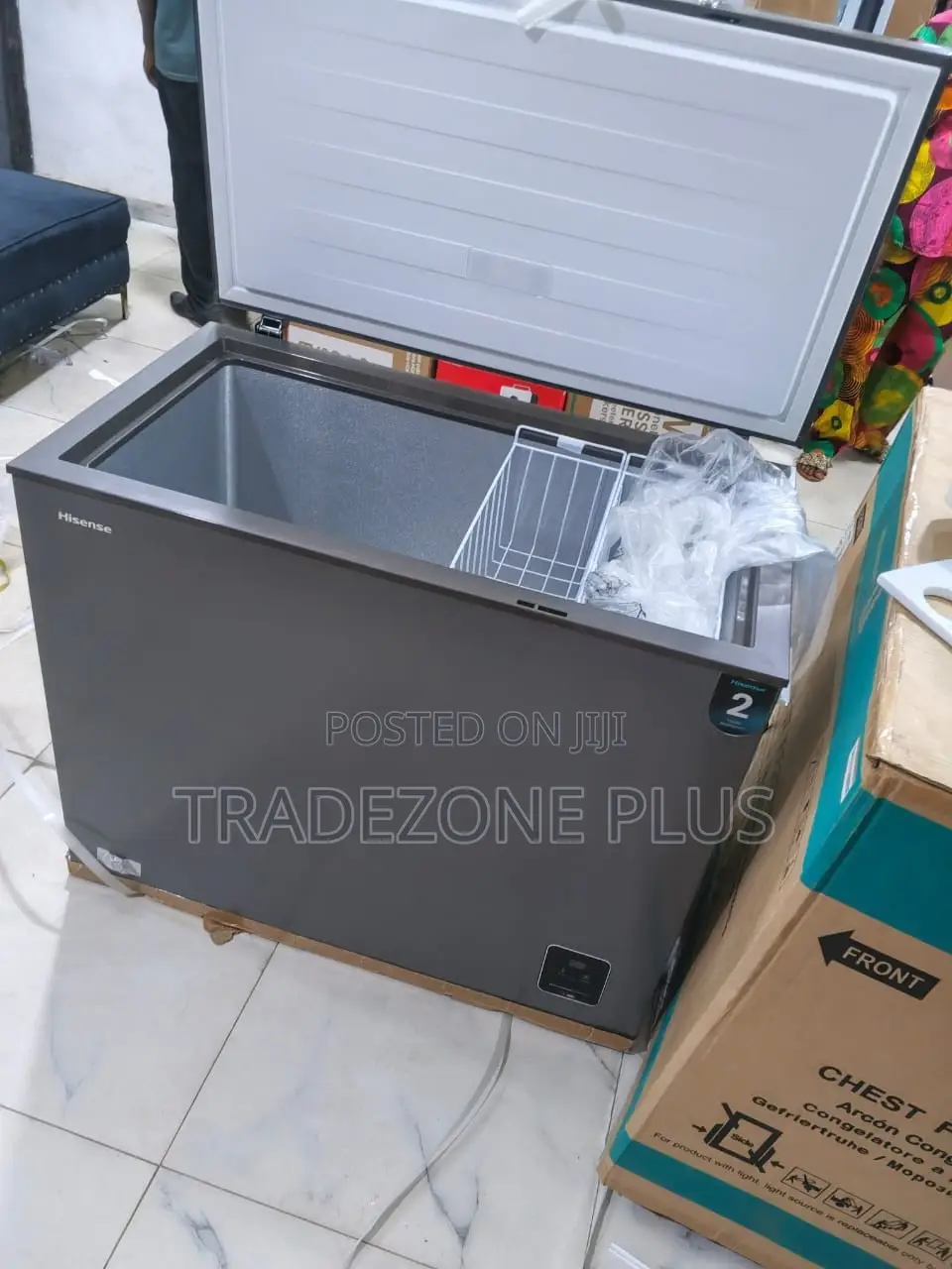 Efficient Hisense FC340SHI 249L Inverter Freezer