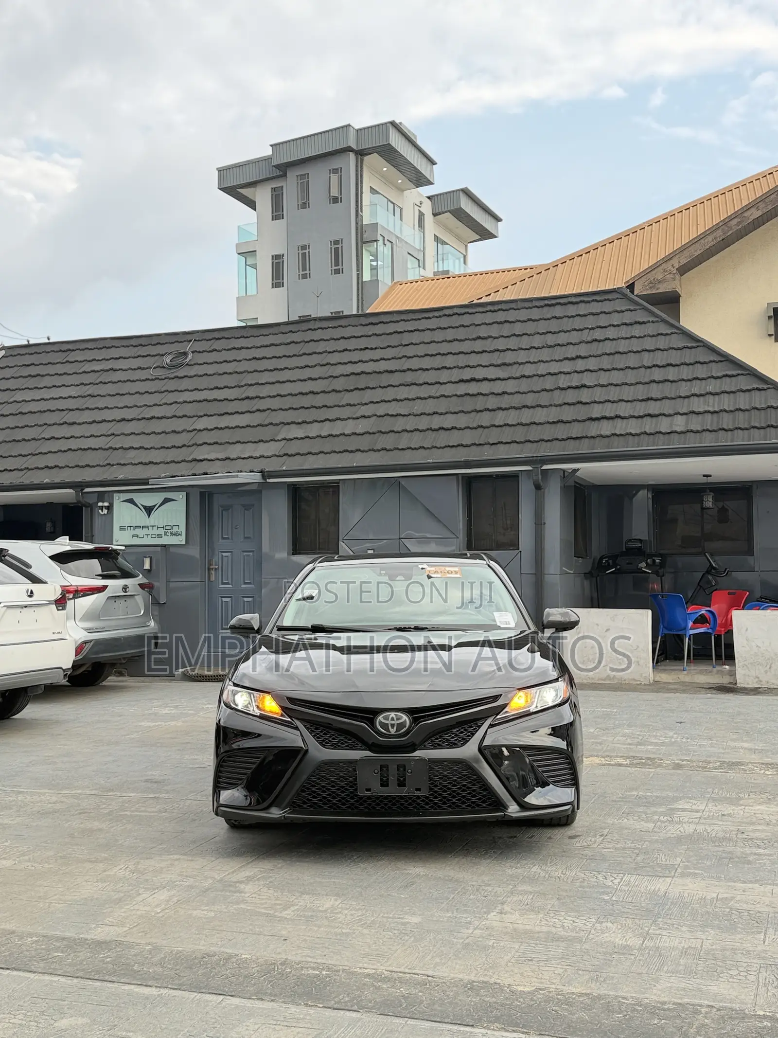 Toyota Camry SE (2.5L 4cyl 8A) 2019 Black