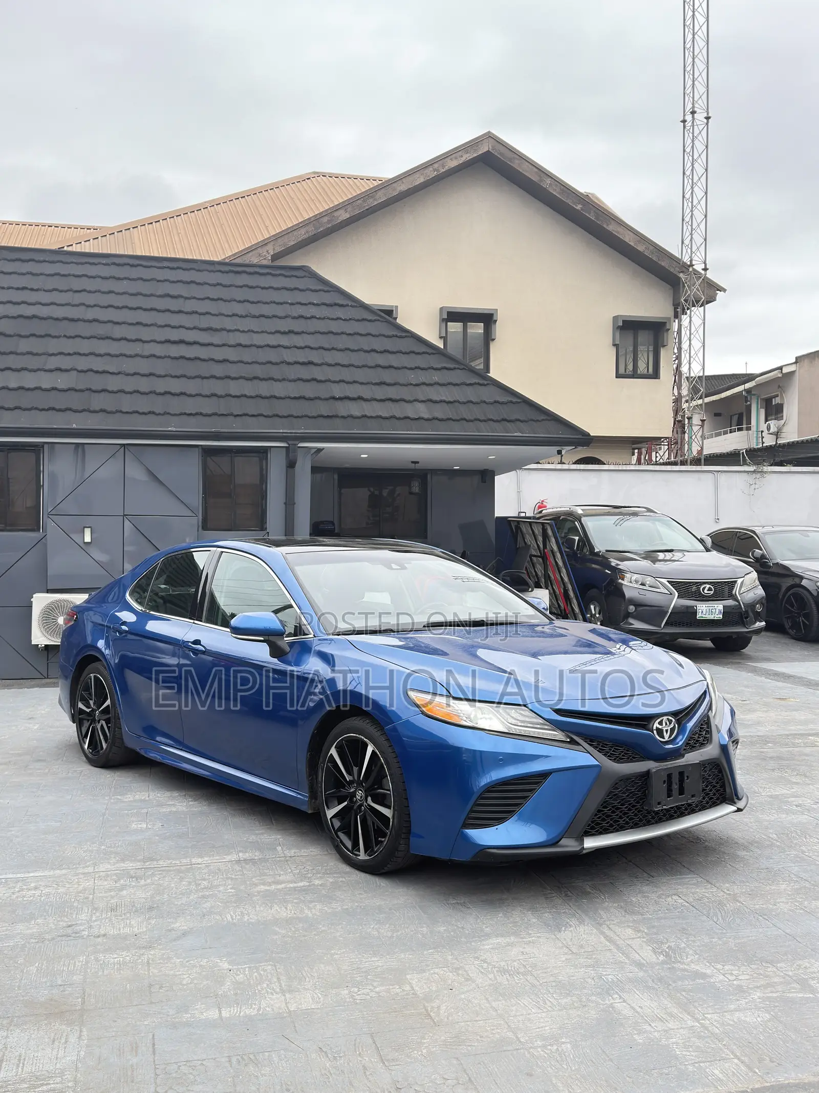 Toyota Camry XSE FWD (2.5L 4cyl 8AM) 2018 Blue