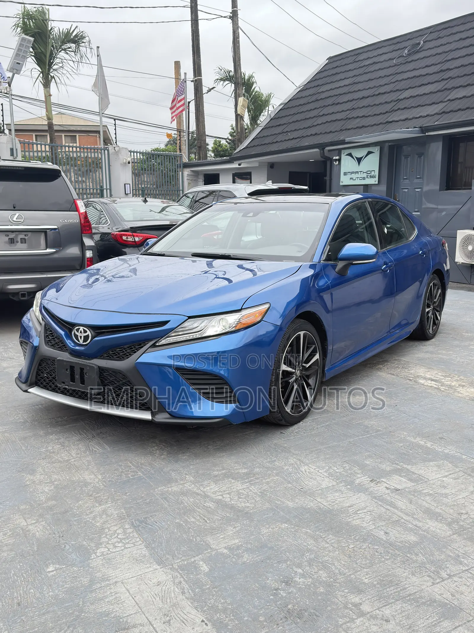 Toyota Camry XSE FWD (2.5L 4cyl 8AM) 2018 Blue