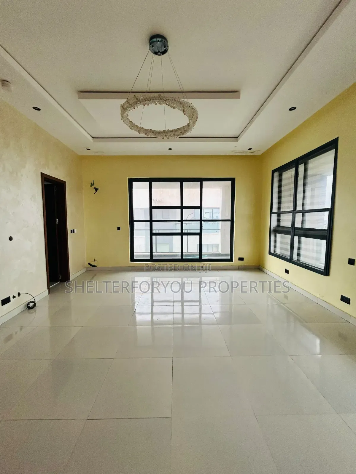 3bdrm House in Lekki Phase 1 for sale