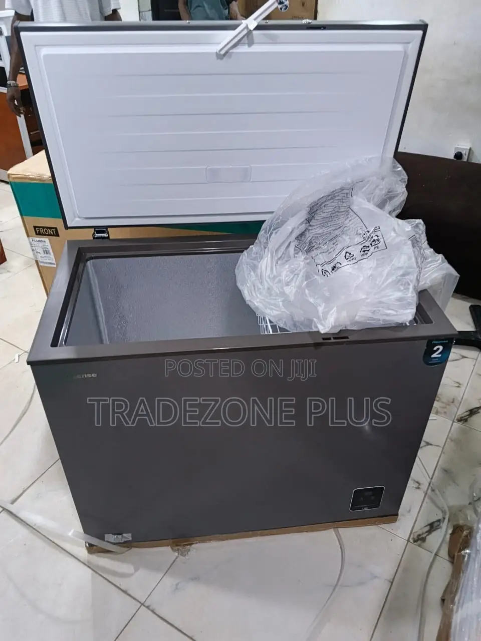 Hisense 249L FC340SHI Large Storage Freezer