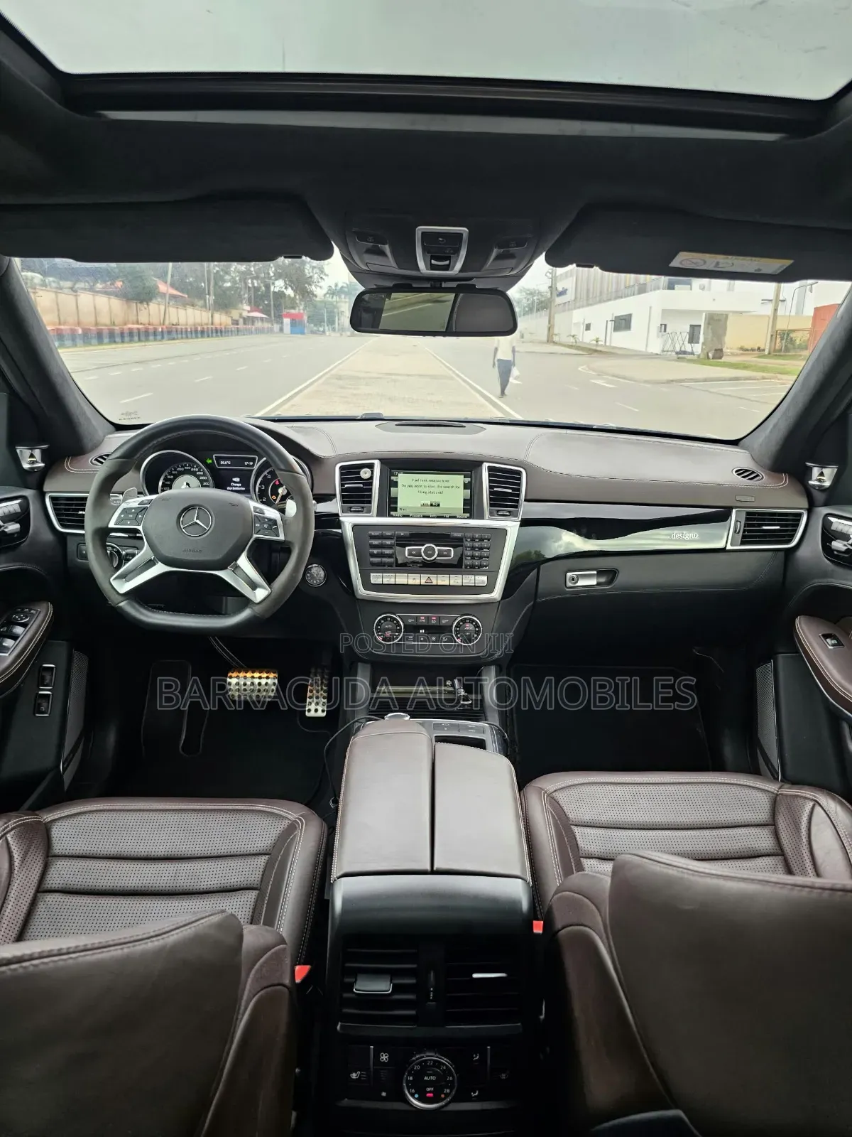 Mercedes-Benz GL-Class GL63 AMG 4dr SUV AWD (5.5L 8cyl Turbo 7A) 2015
