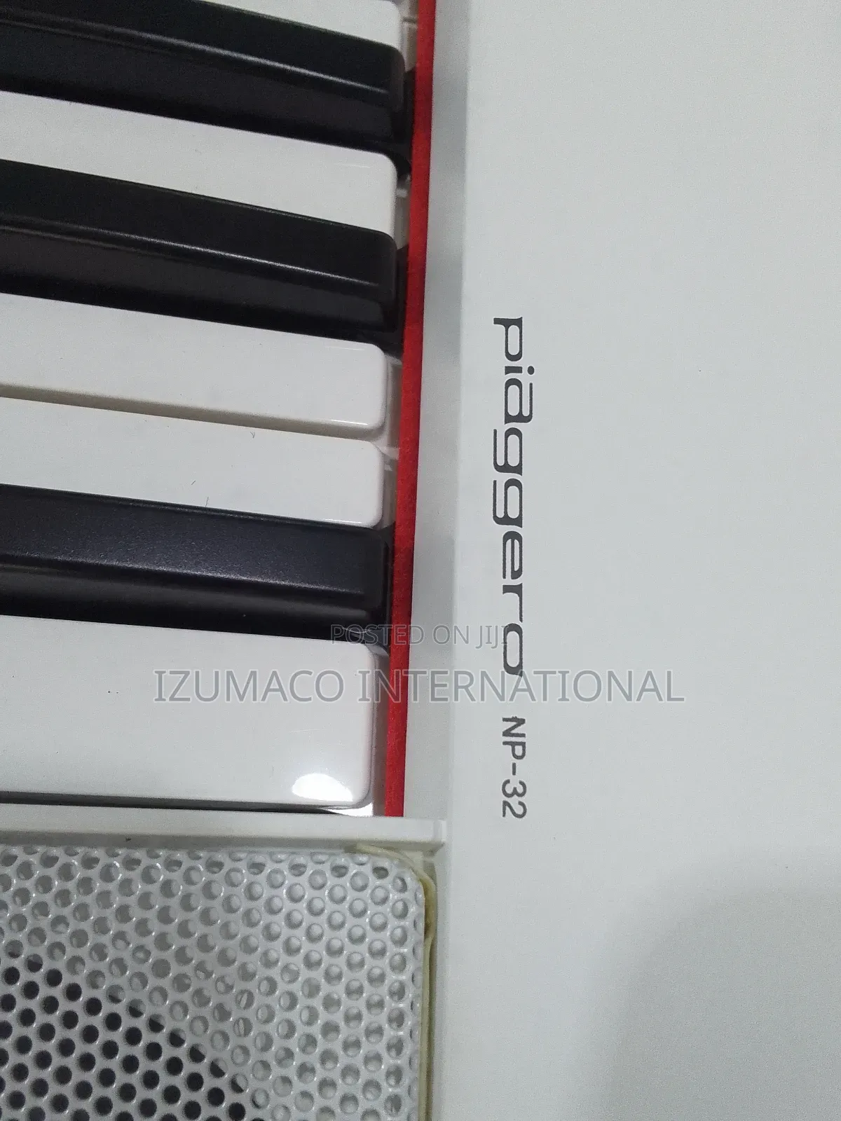 Yamaha NP-32 Portable Grand Piano 
