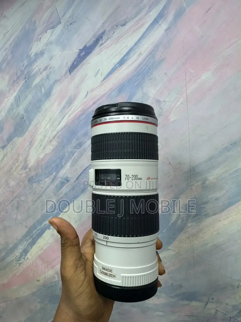Canon Ef 70-200 F/4l Lens