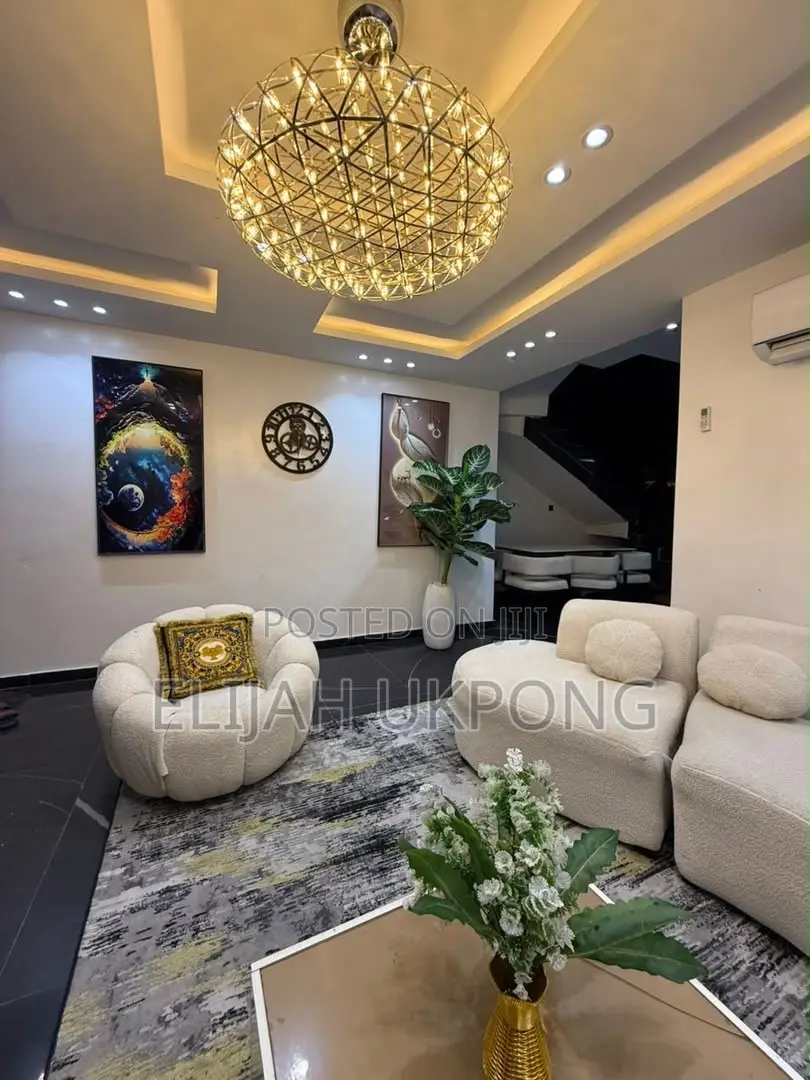3bdrm Maisonette in Lekki for rent