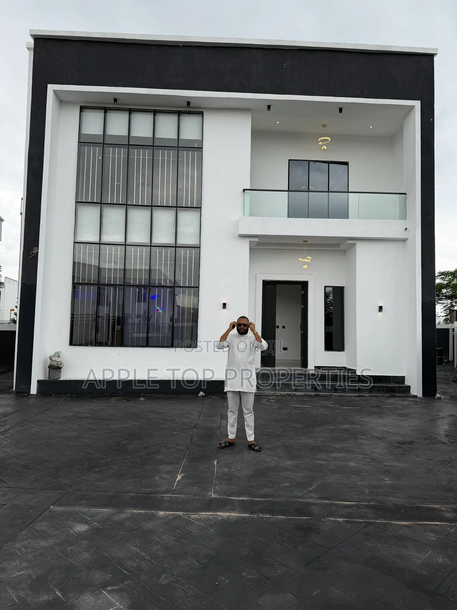 5bdrm Duplex in Centenary City, Enugu for sale