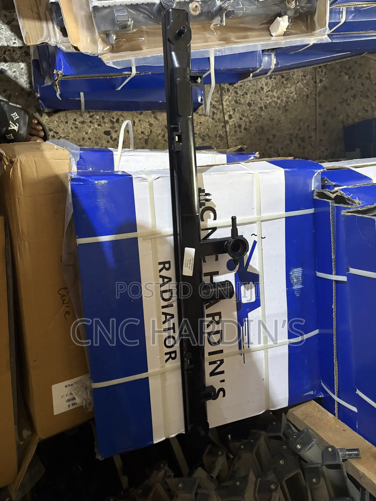 Brand New Radiator Plastic Top Tank for Toyota Sienna 2012