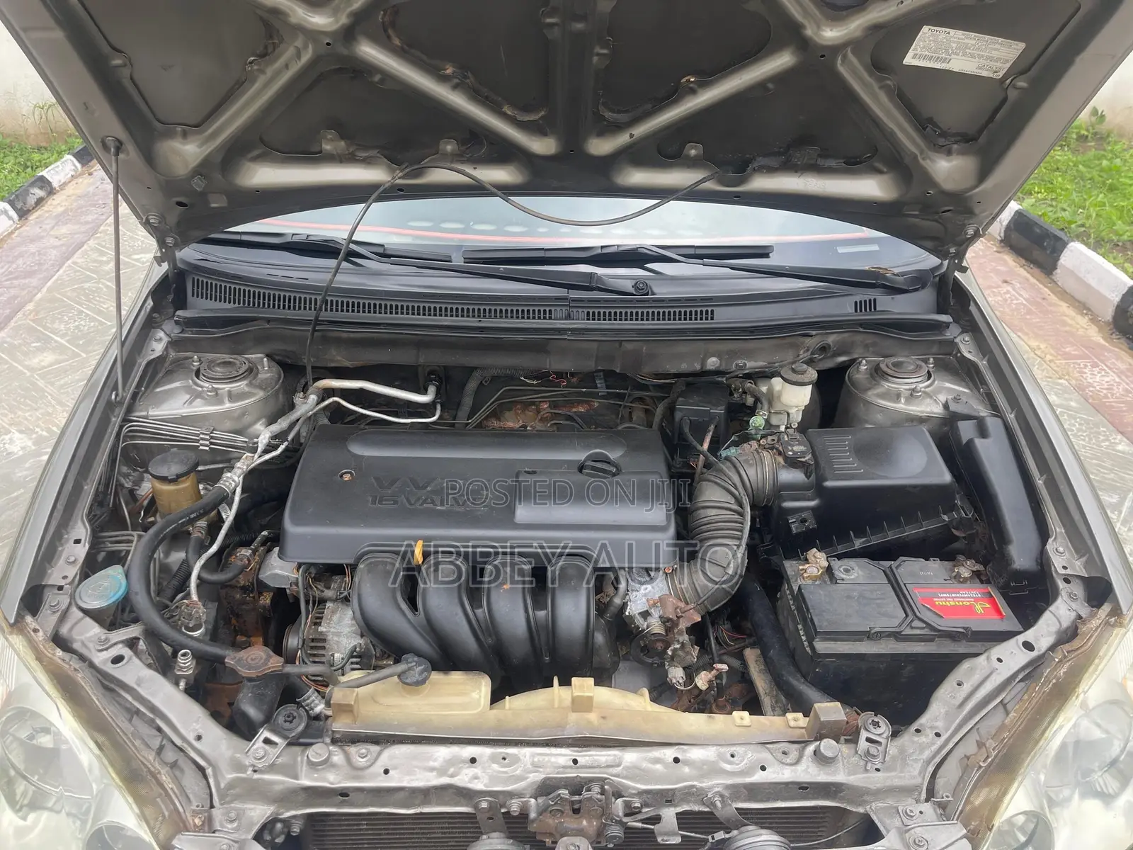 Toyota Corolla 2004 Gray