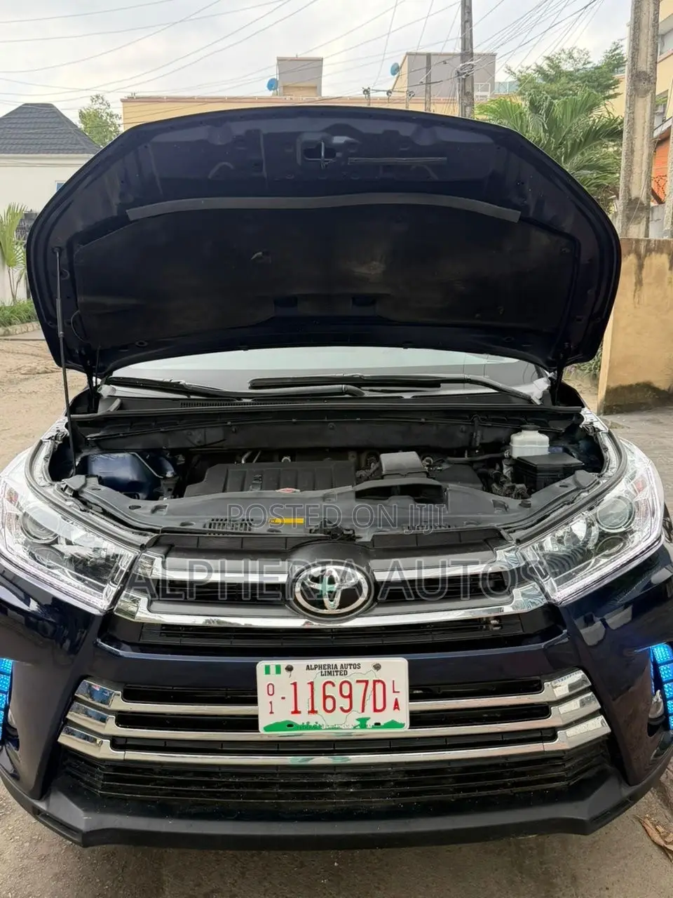 Toyota Highlander LE V6 4x2 (3.5L 6cyl 6A) 2016 Blue