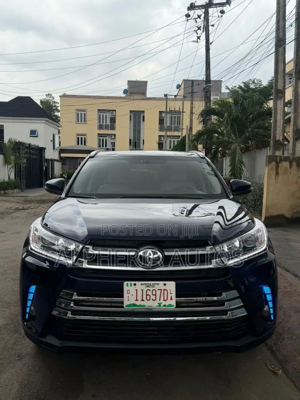 Toyota Highlander LE V6 4x2 (3.5L 6cyl 6A) 2016 Blue