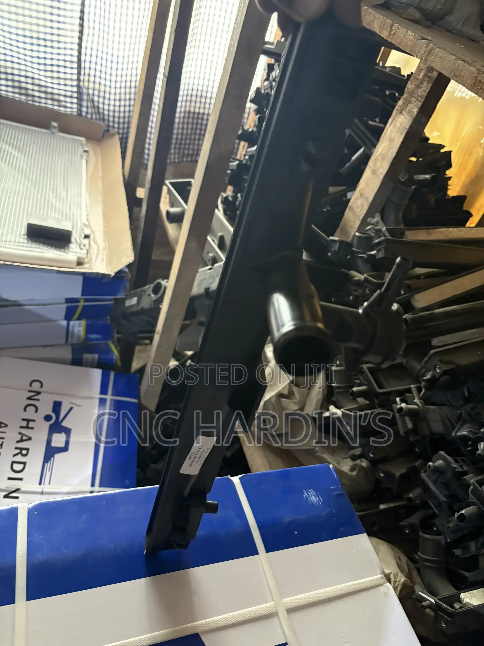 Brand New Radiator Plastic Top Tank for Toyota Yaris 2014 New Model