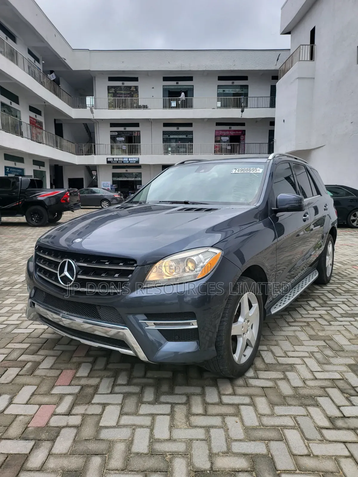 Mercedes-Benz M Class ML 550 4Matic 2013 Gray