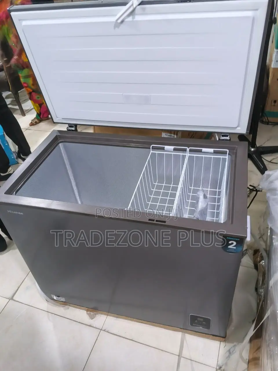 Hisense 249L Chest Freezer With Efficient Inverter