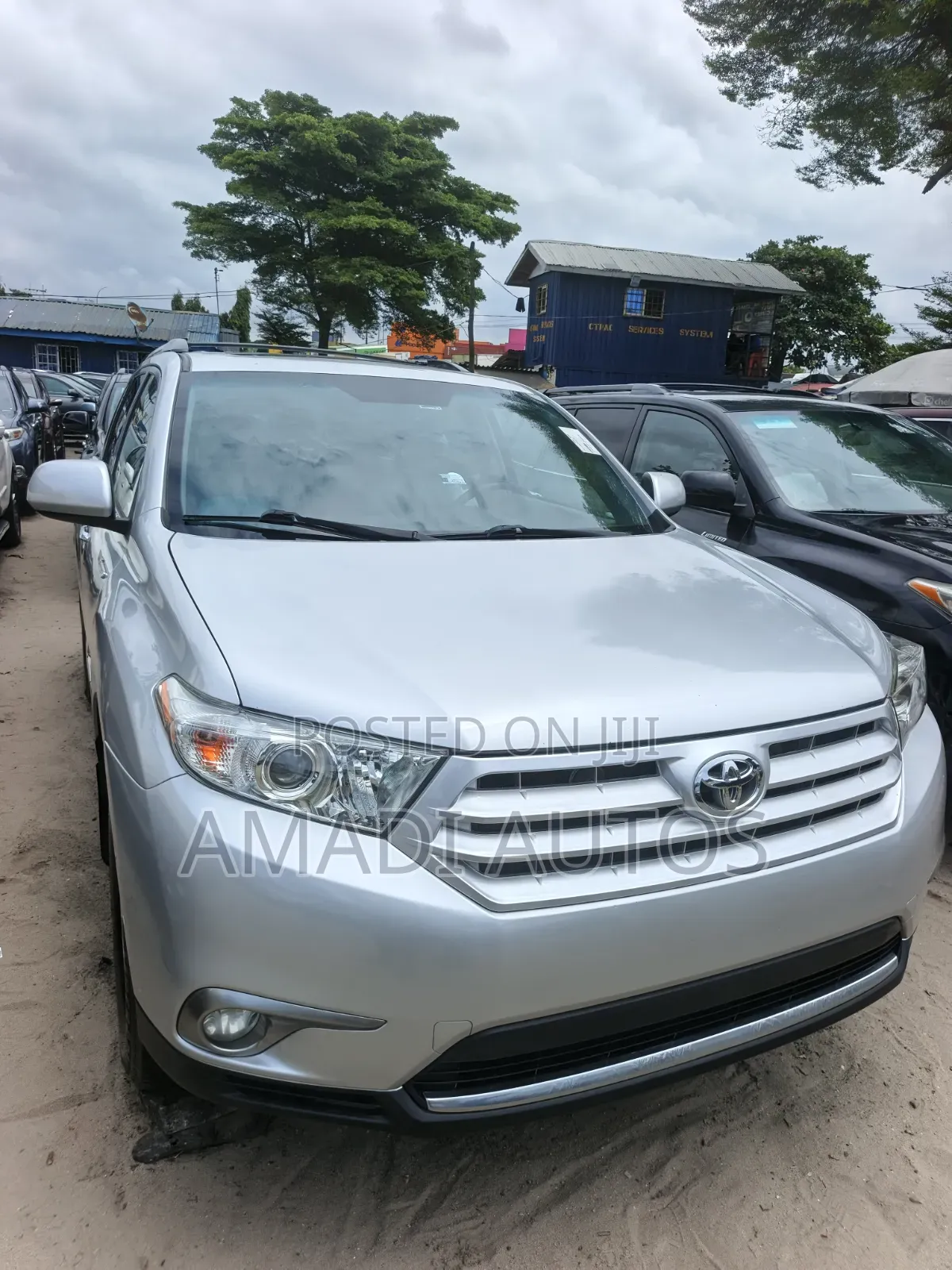 Toyota Highlander Limited 3.5l 4WD 2013 Silver