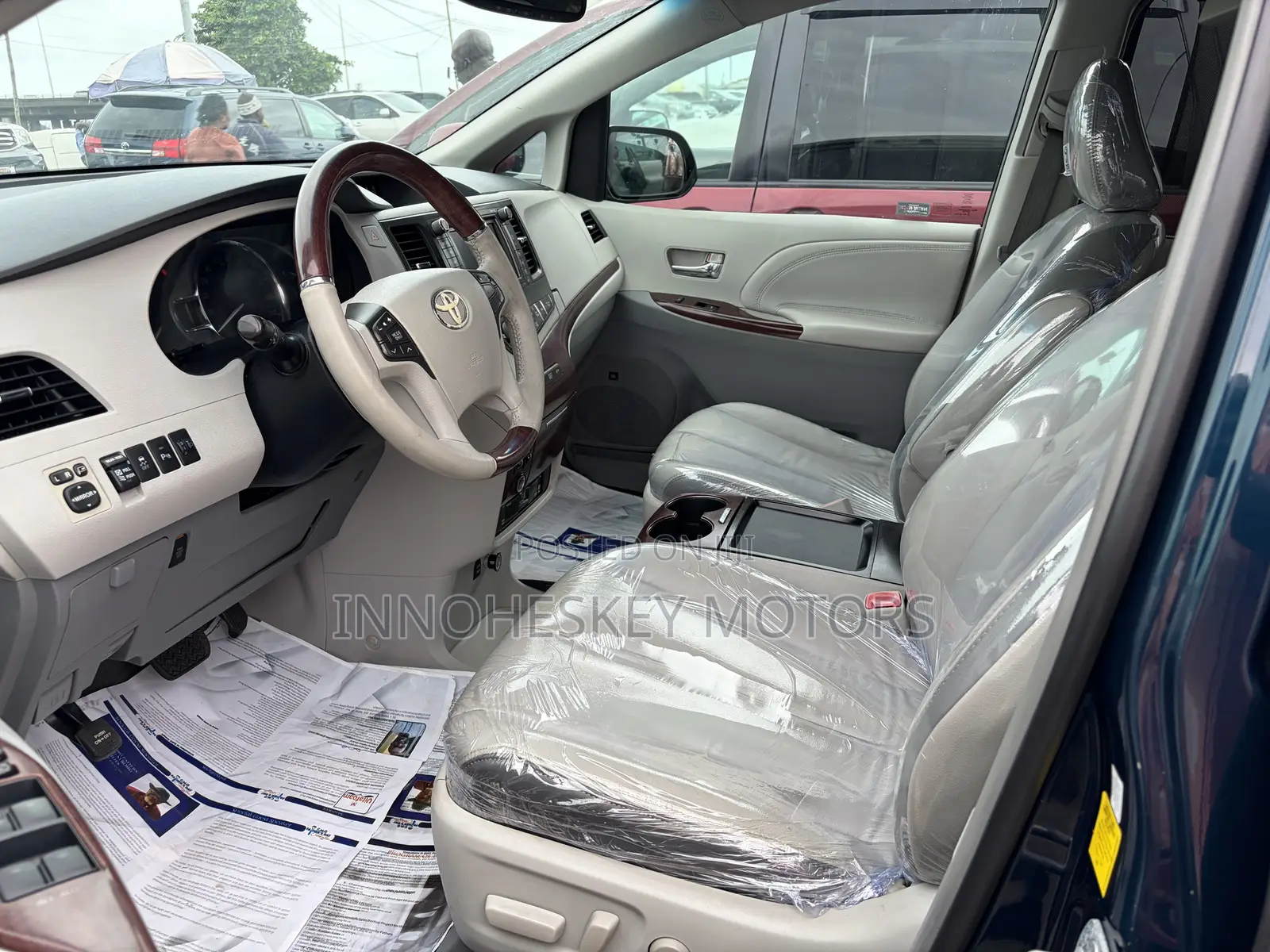 Toyota Sienna Limited FWD 7-Passenger 2013 Blue