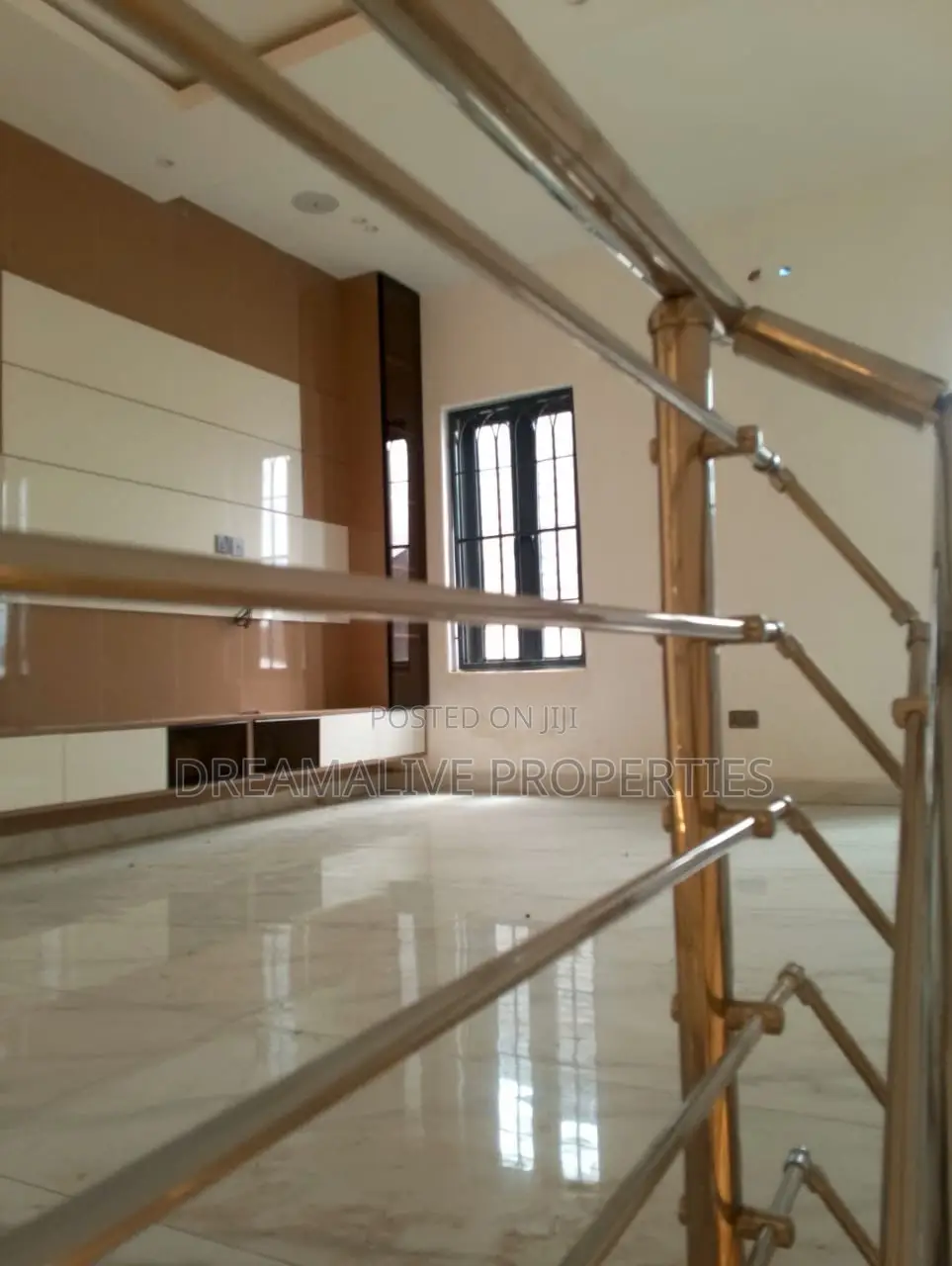 4bdrm Duplex in Life Camp for rent