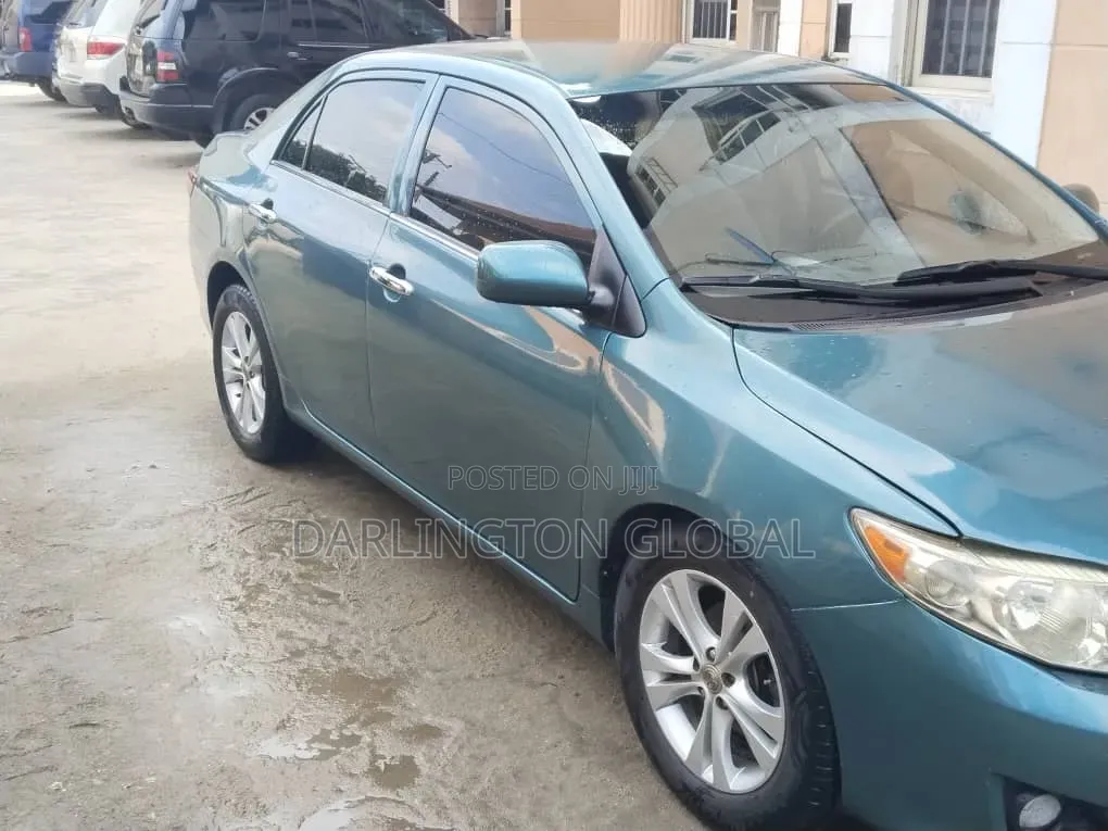 Toyota Corolla 2009 Green