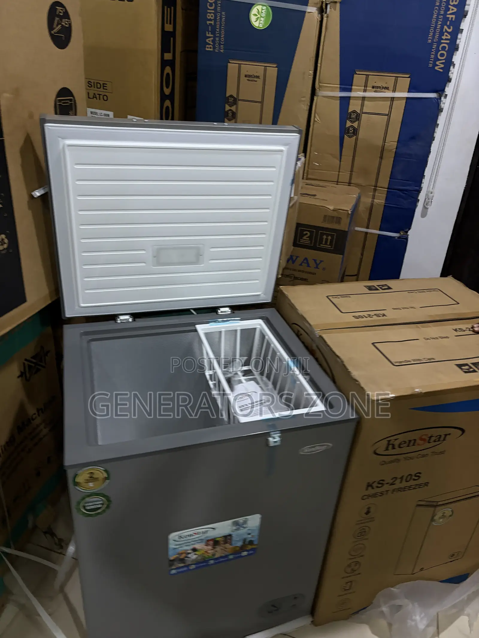 Kenstar 142L Chest Freezer With Lock and Key