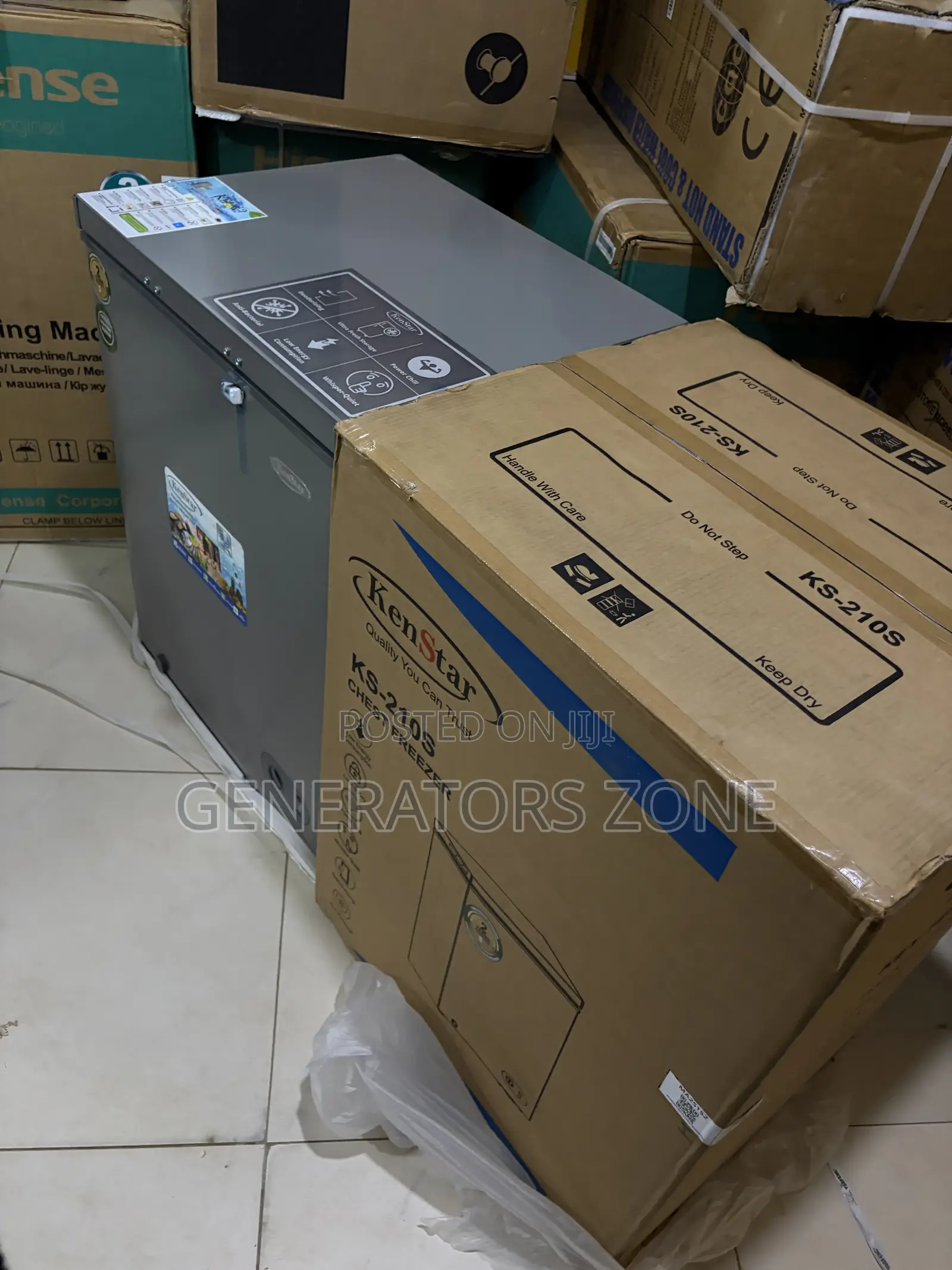 Kenstar 160L Chest Freezer With Glass Lid