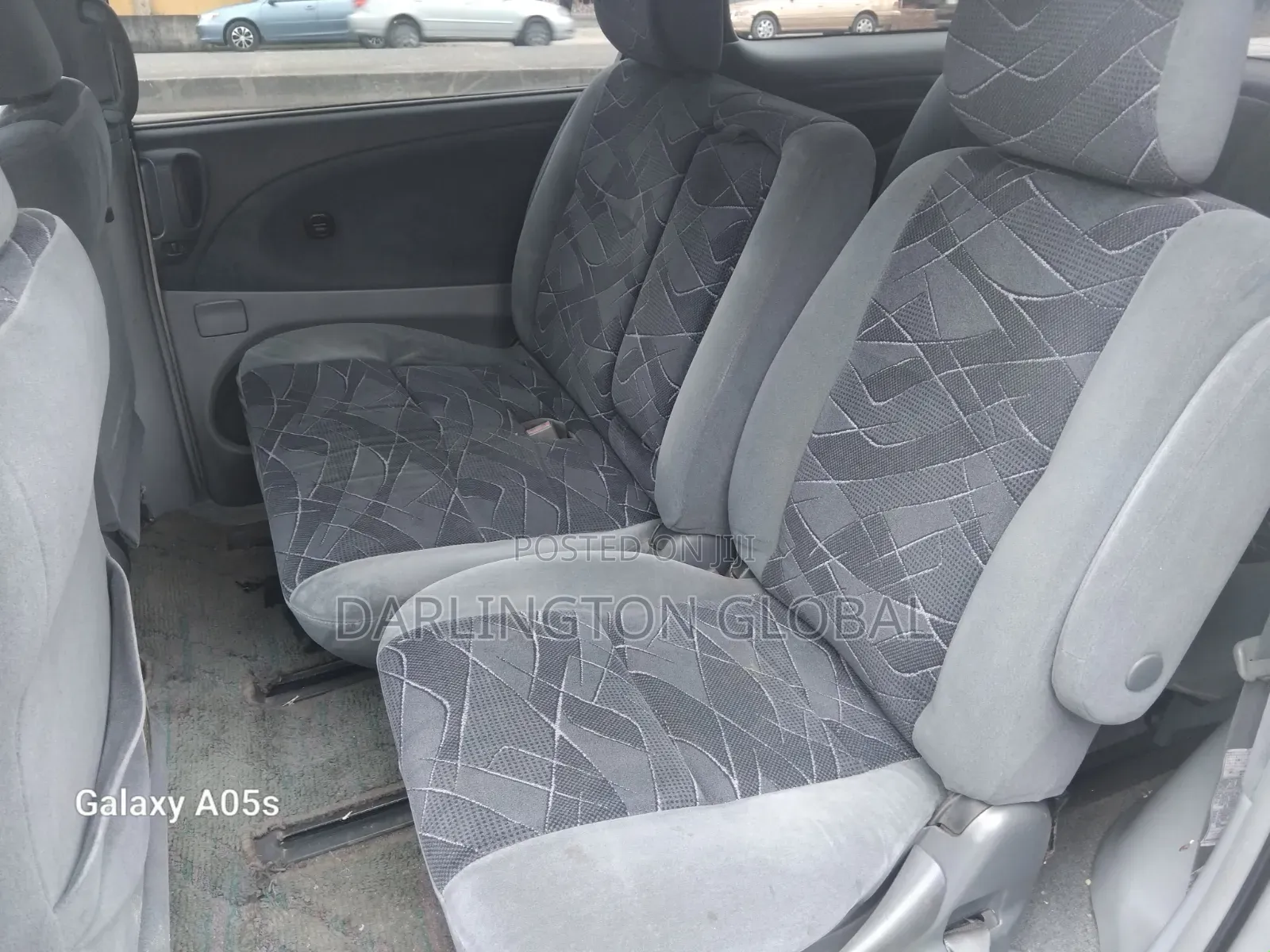 Toyota Estima 2002 Silver