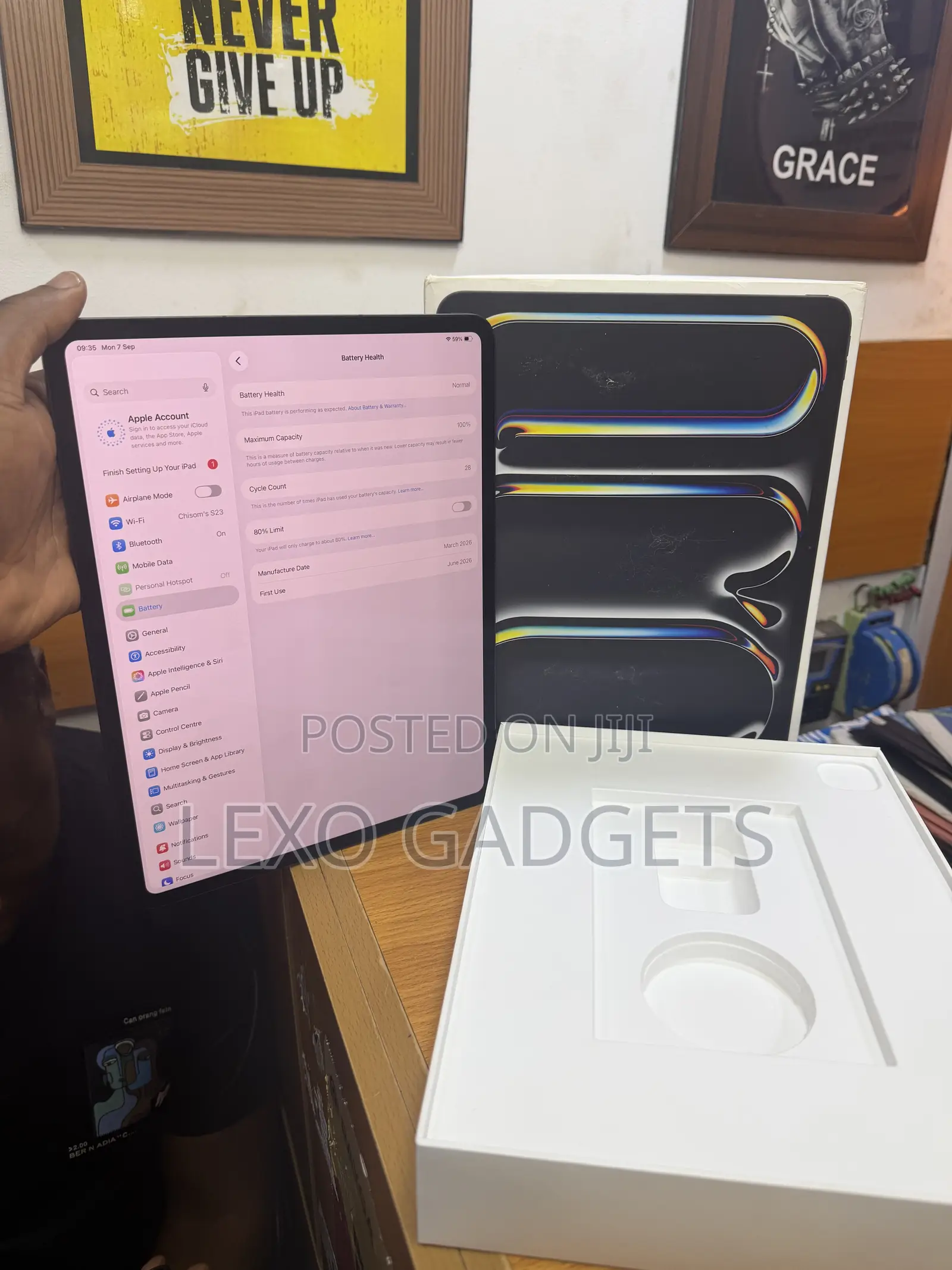 New Apple iPad Pro 13 (2025) 256 GB Gray